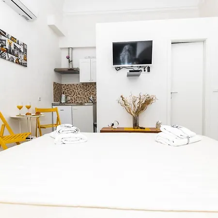 Apartment Best Location In *