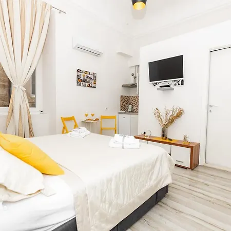 Apartment Best Location In