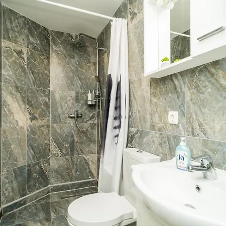 Apartment Best Location In *